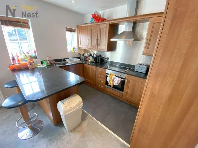 4 bedroom terraced house for rent