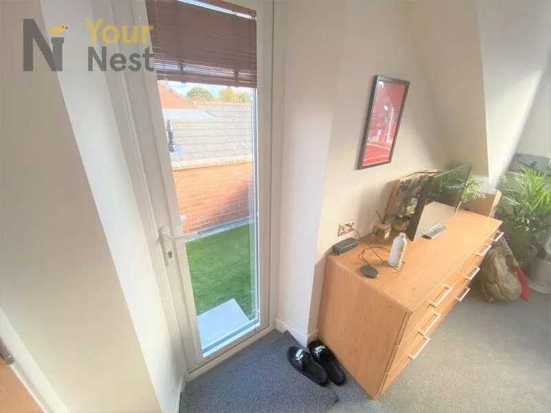 4 bedroom terraced house for rent