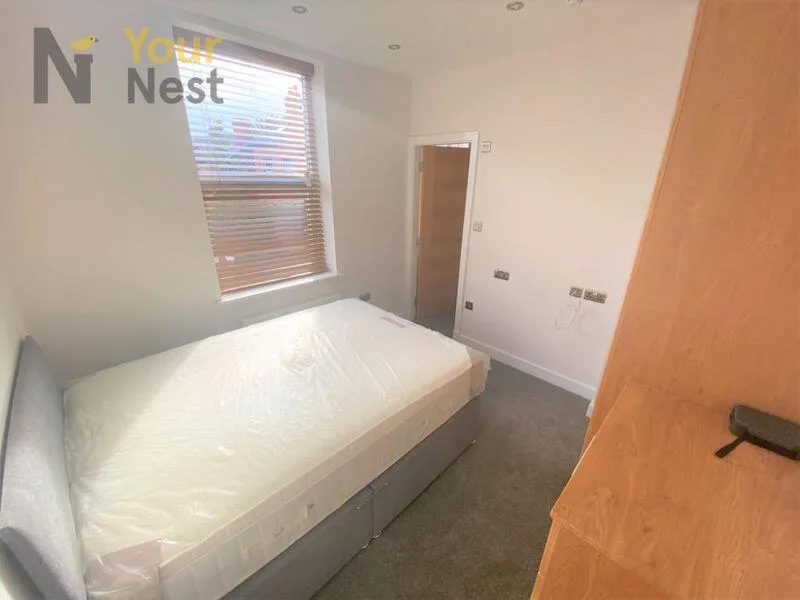 4 bedroom terraced house for rent