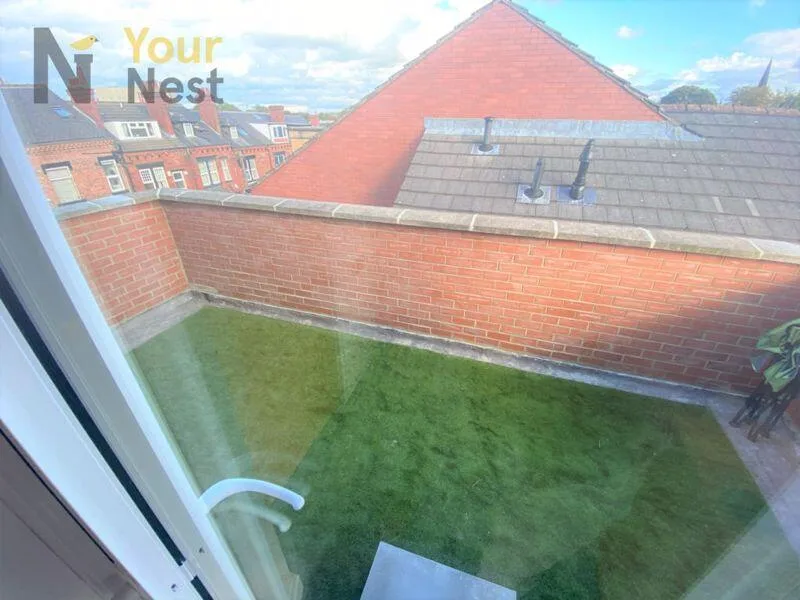 4 bedroom terraced house for rent
