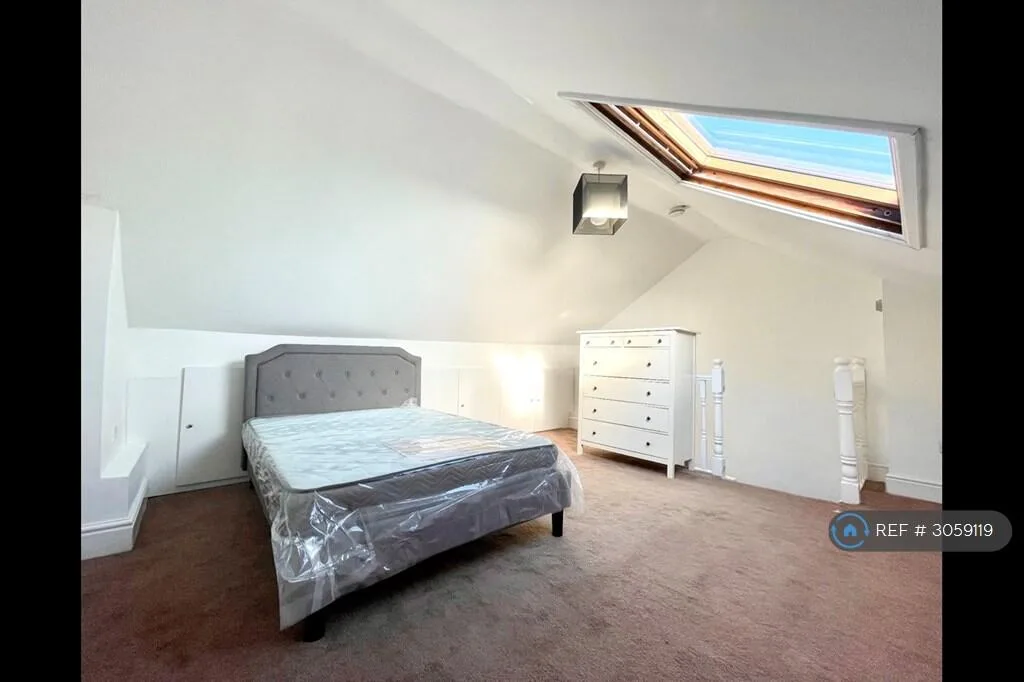 3 bedroom end of terrace house for rent