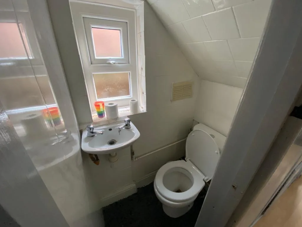 3 bedroom semi-detached house for rent