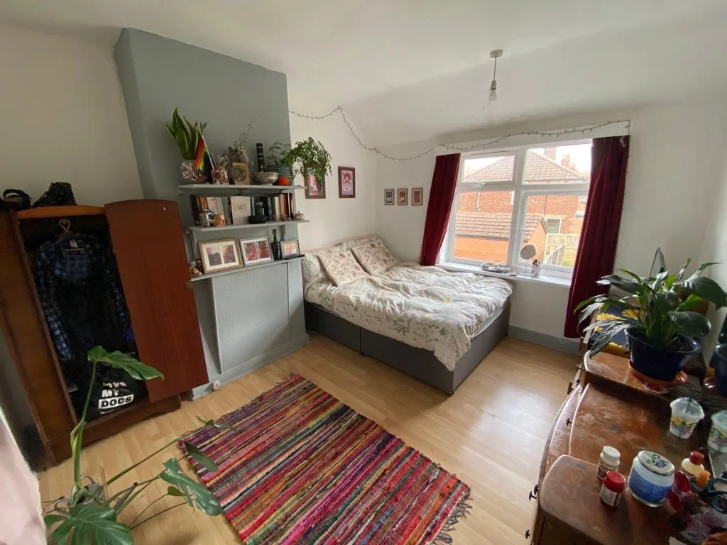 3 bedroom semi-detached house for rent