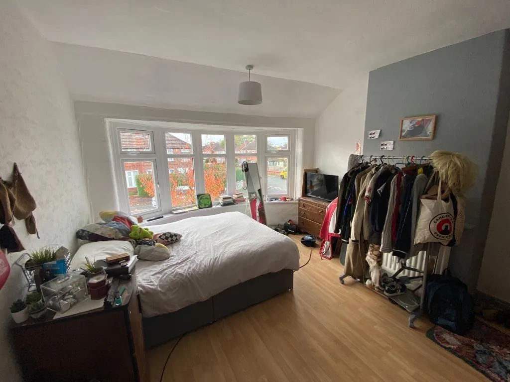 3 bedroom semi-detached house for rent