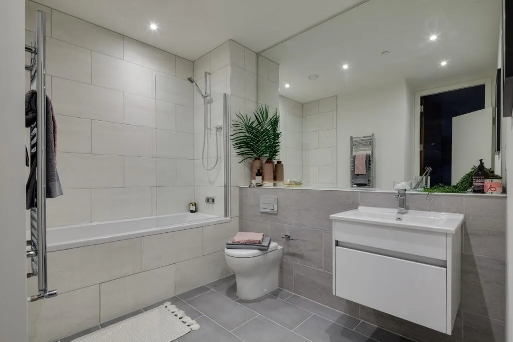 3 bedroom flat for rent