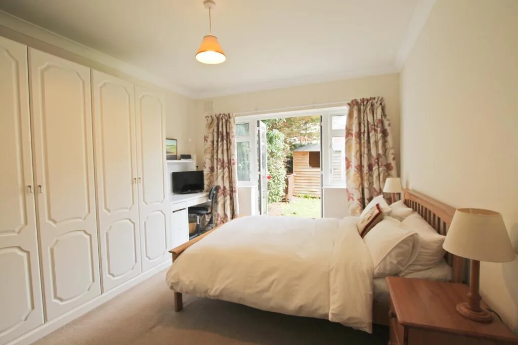 2 bedroom maisonette for rent