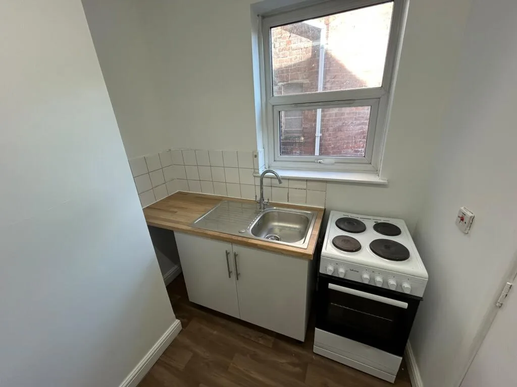 Studio flat for rent