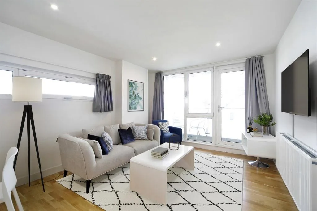 3 bedroom flat for rent