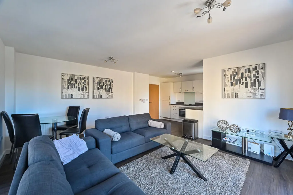 2 bedroom flat for rent