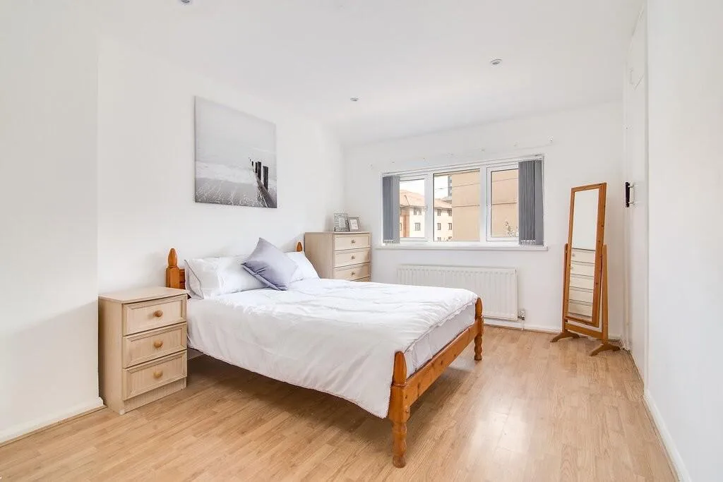 1 bedroom detached house for rent