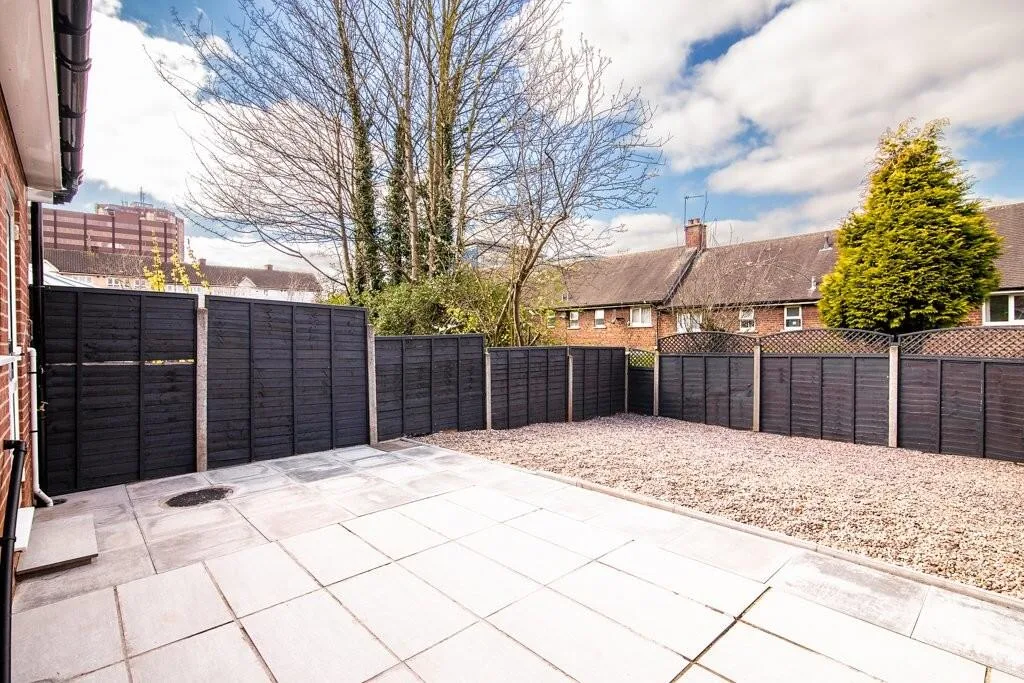 1 bedroom detached house for rent