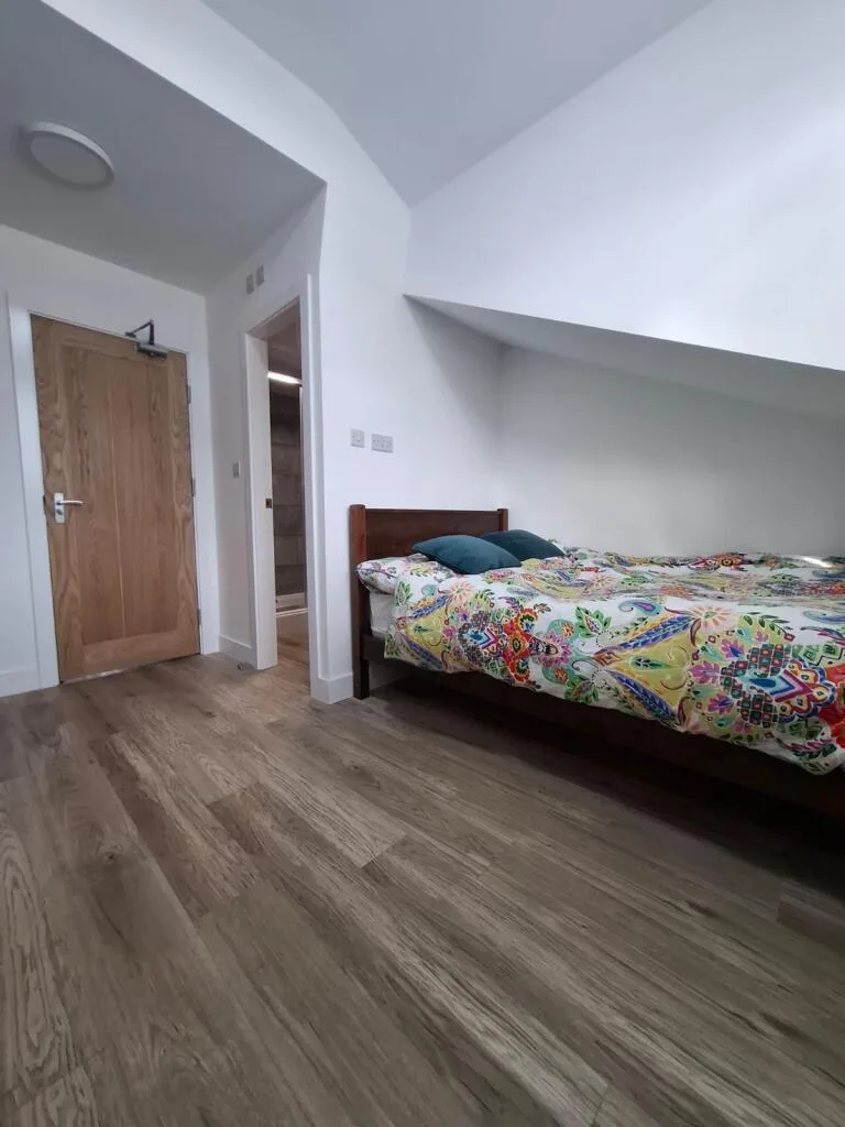 7 bedroom house for rent
