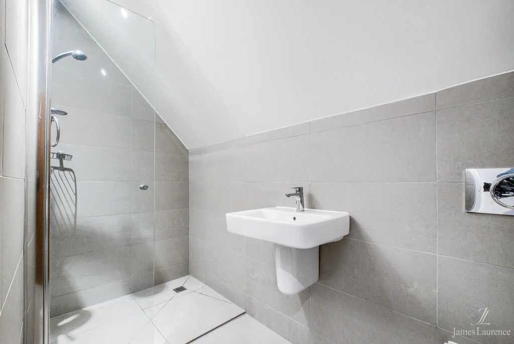 1 bedroom penthouse for rent