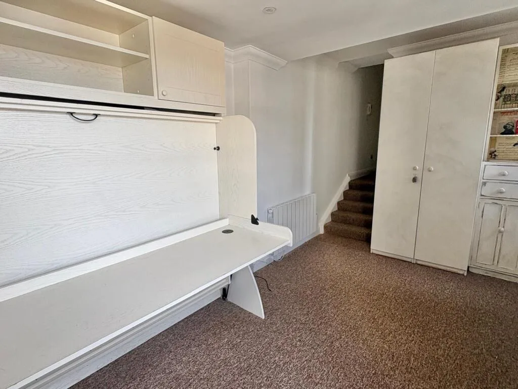 Studio apartment for rent