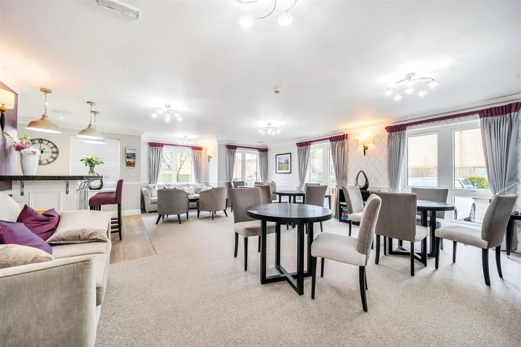 1 bedroom retirement property for rent