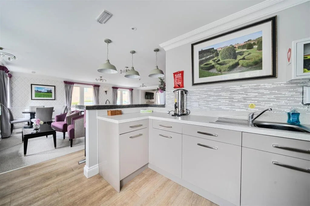 1 bedroom retirement property for rent