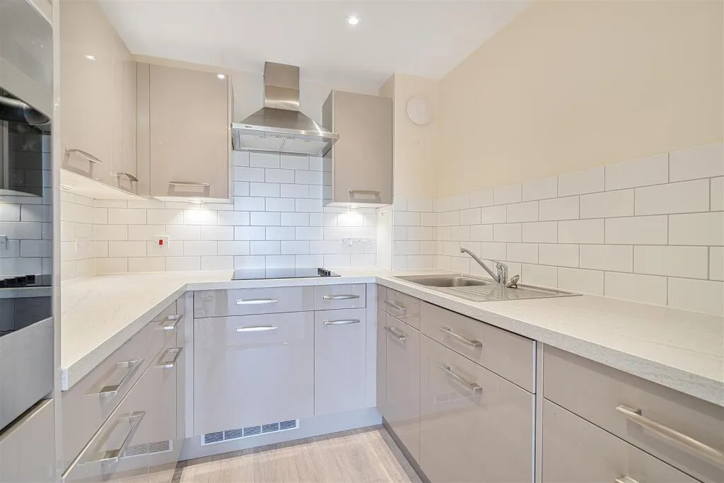 1 bedroom retirement property for rent
