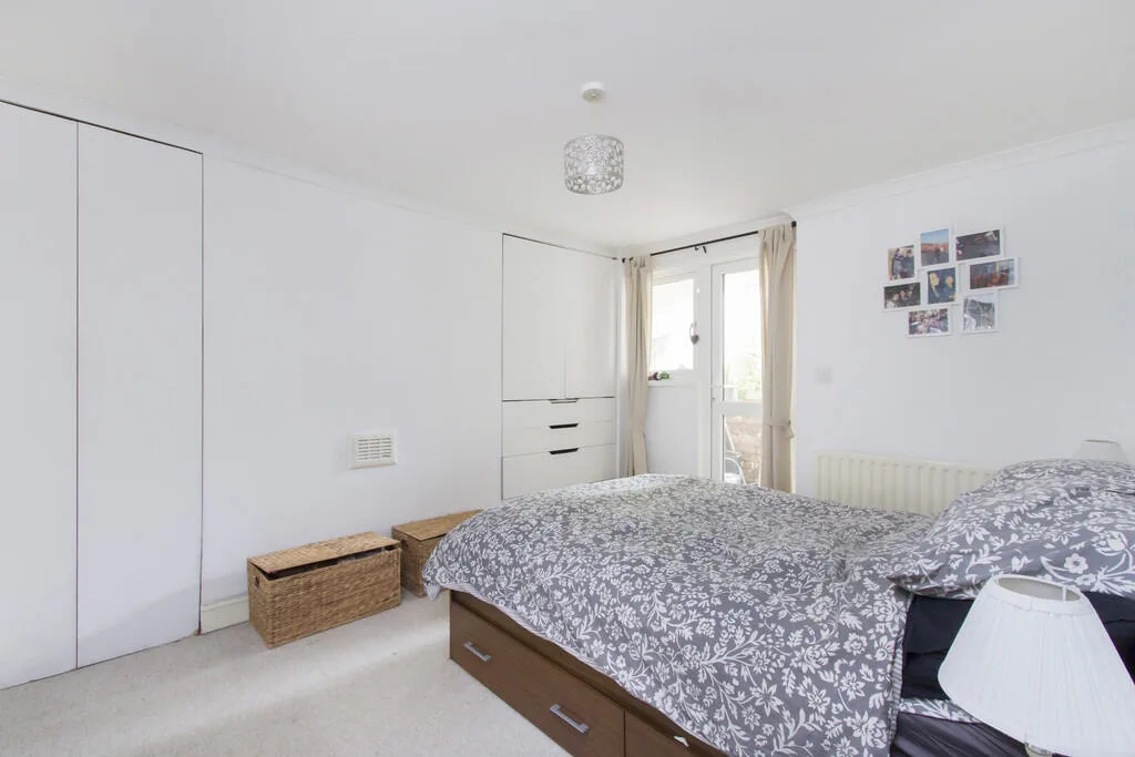 1 bedroom ground floor maisonette for rent
