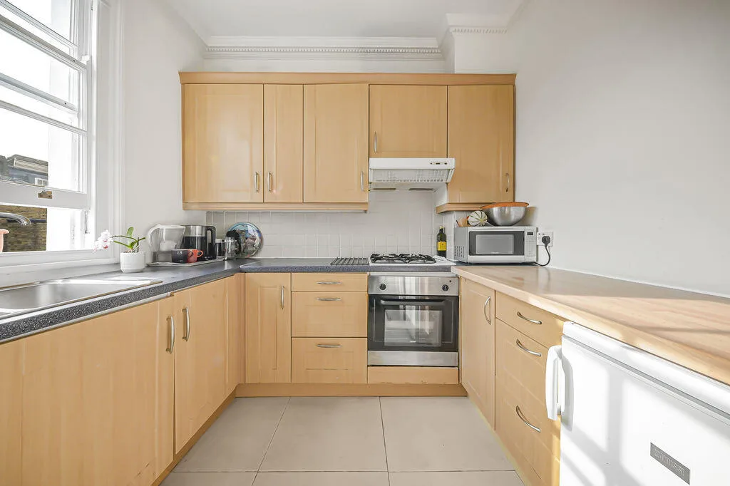 2 bedroom detached house for rent