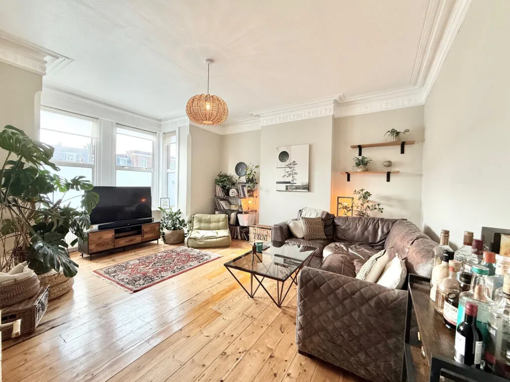 2 bedroom flat for rent
