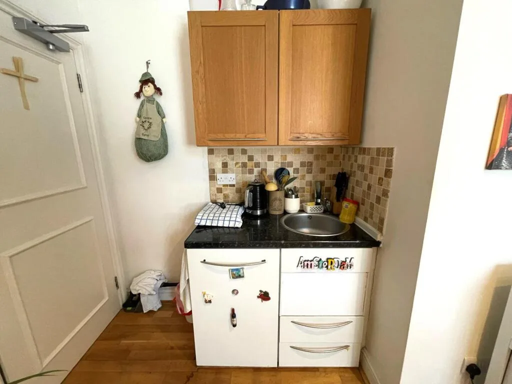 Studio flat for rent