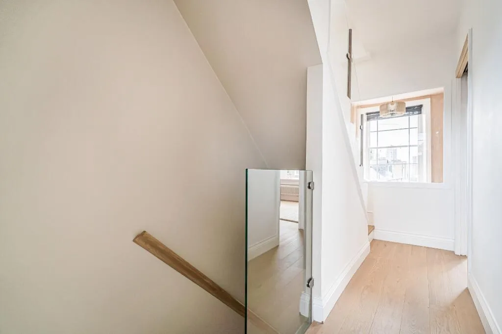 2 bedroom duplex for rent