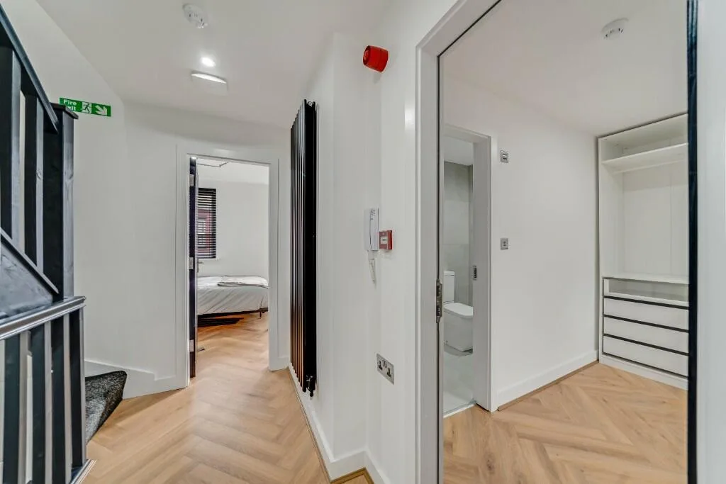 6 bedroom terraced house for rent