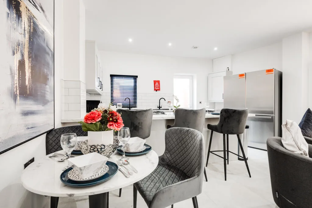 6 bedroom terraced house for rent