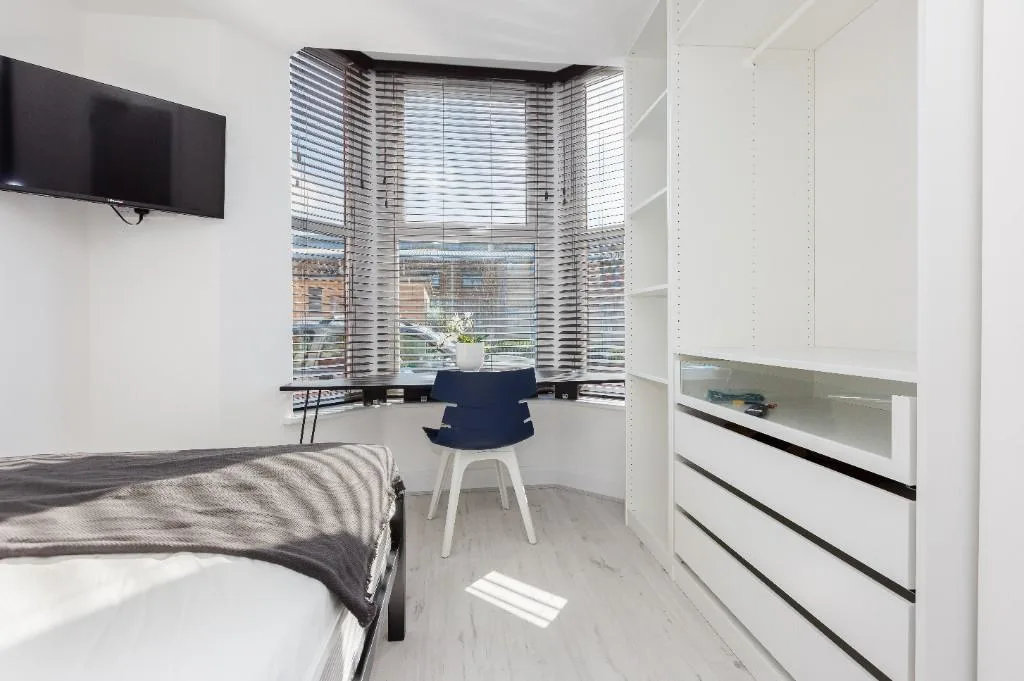 6 bedroom terraced house for rent