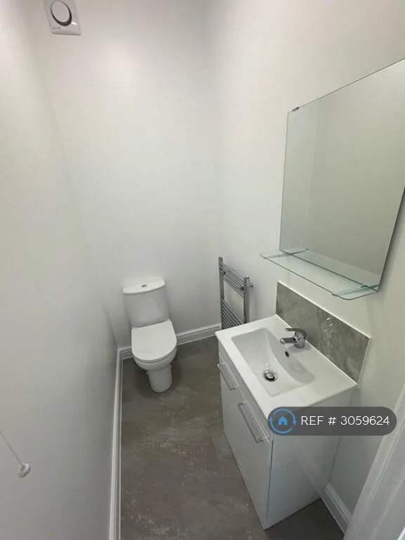 7 bedroom terraced house for rent