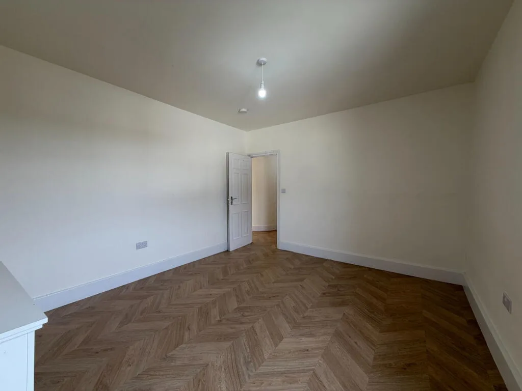 4 bedroom flat for rent