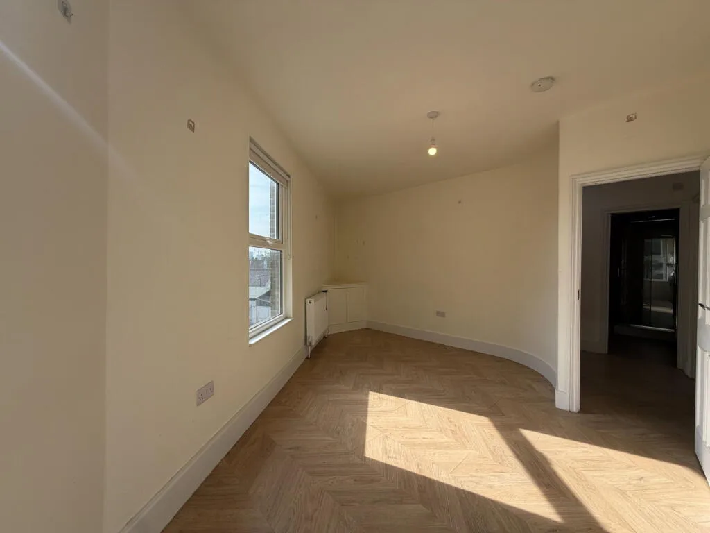 4 bedroom flat for rent