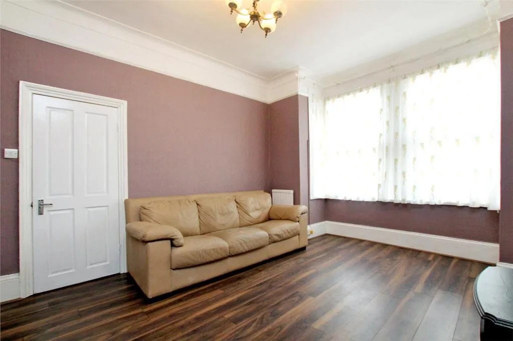 4 bedroom terraced house for rent