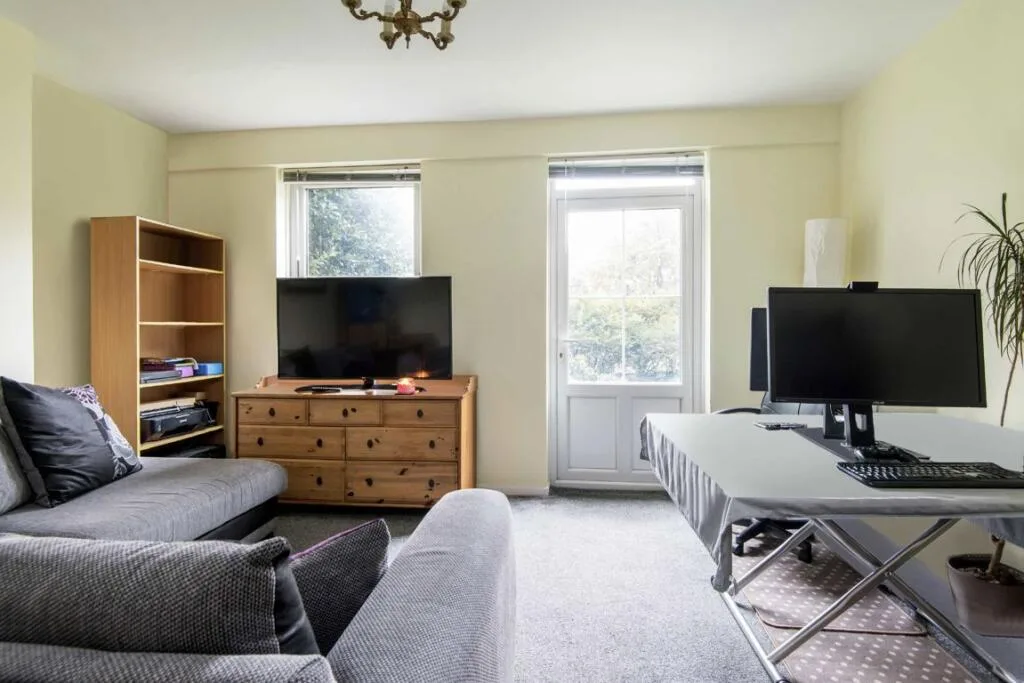 2 bedroom flat for rent