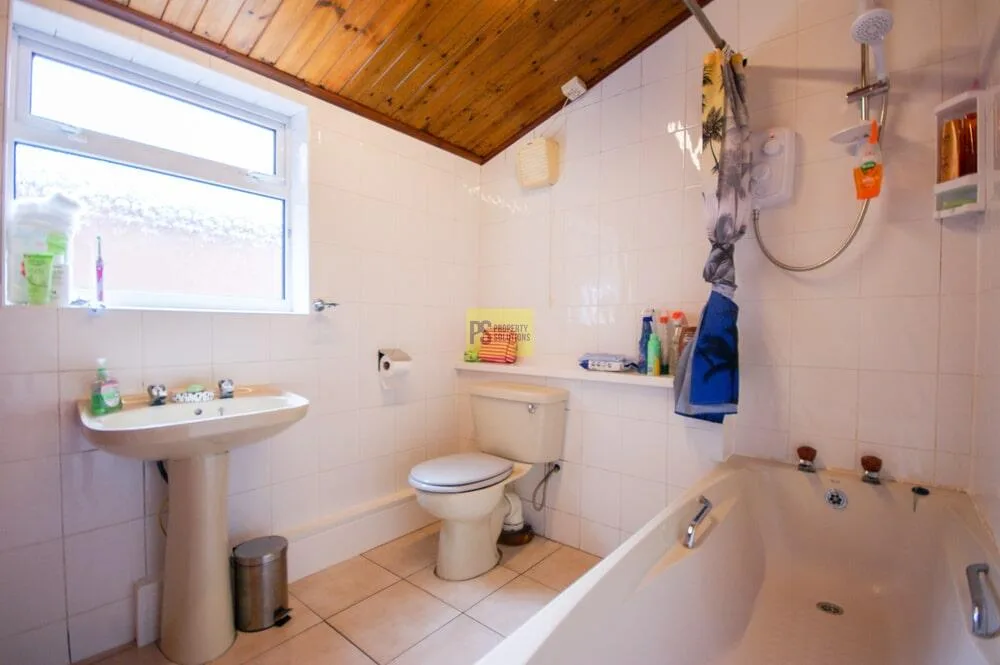 4 bedroom terraced house for rent