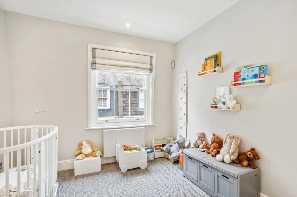 4 bedroom terraced house for rent