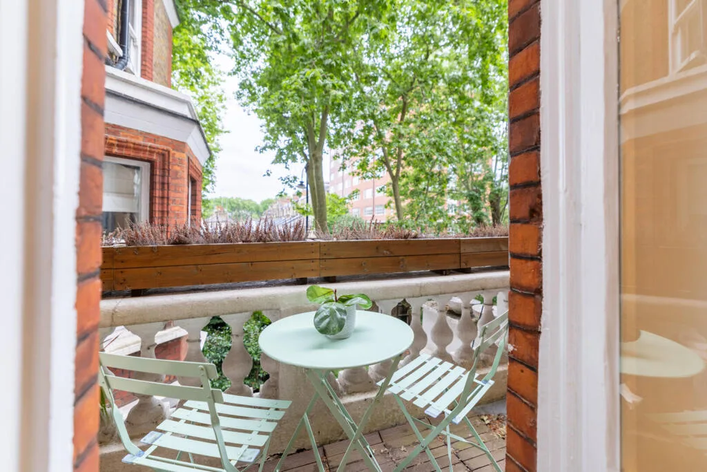 2 bedroom flat for rent