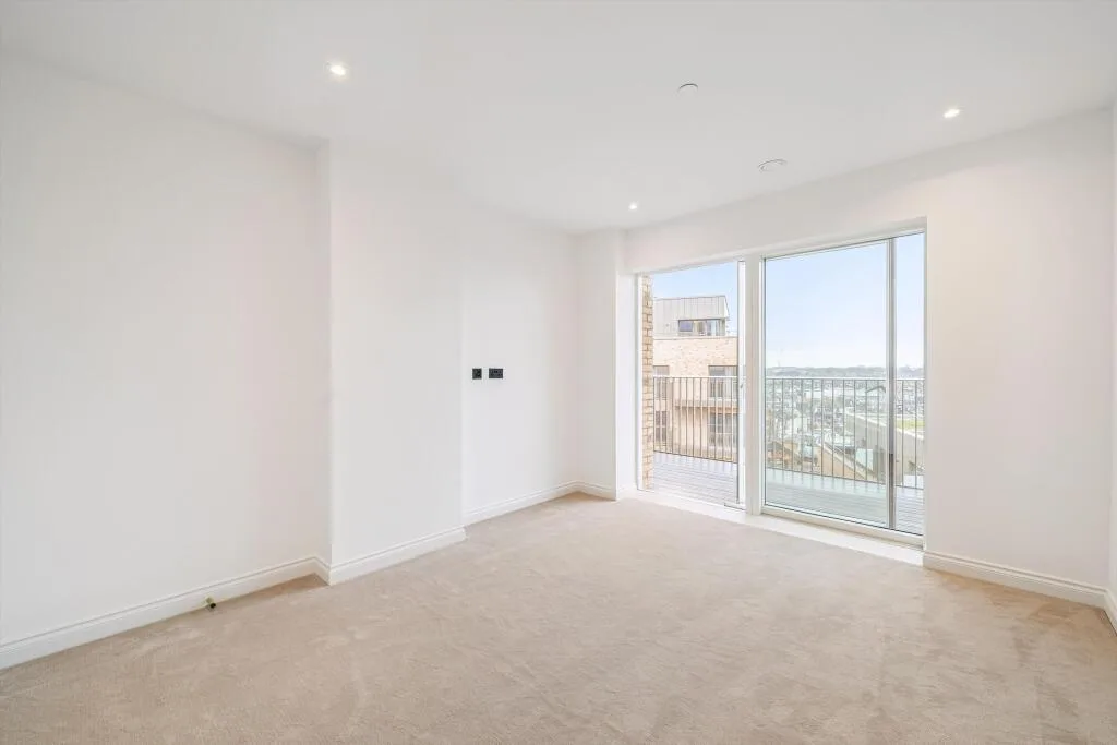 3 bedroom flat for rent