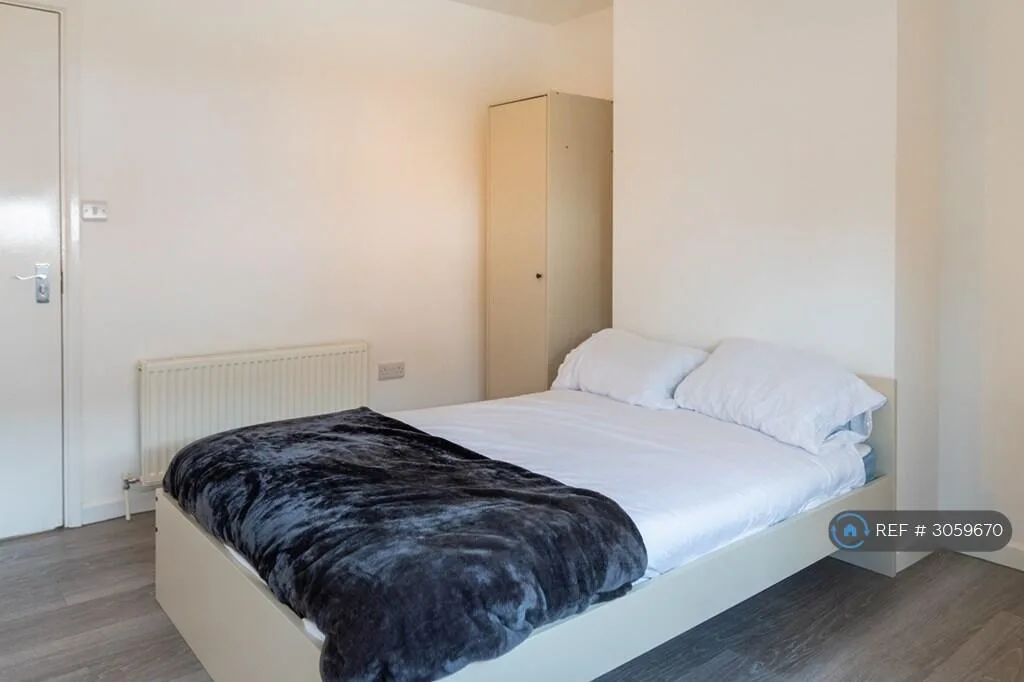 4 bedroom terraced house for rent
