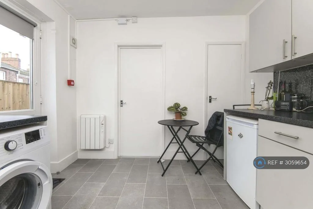 4 bedroom terraced house for rent