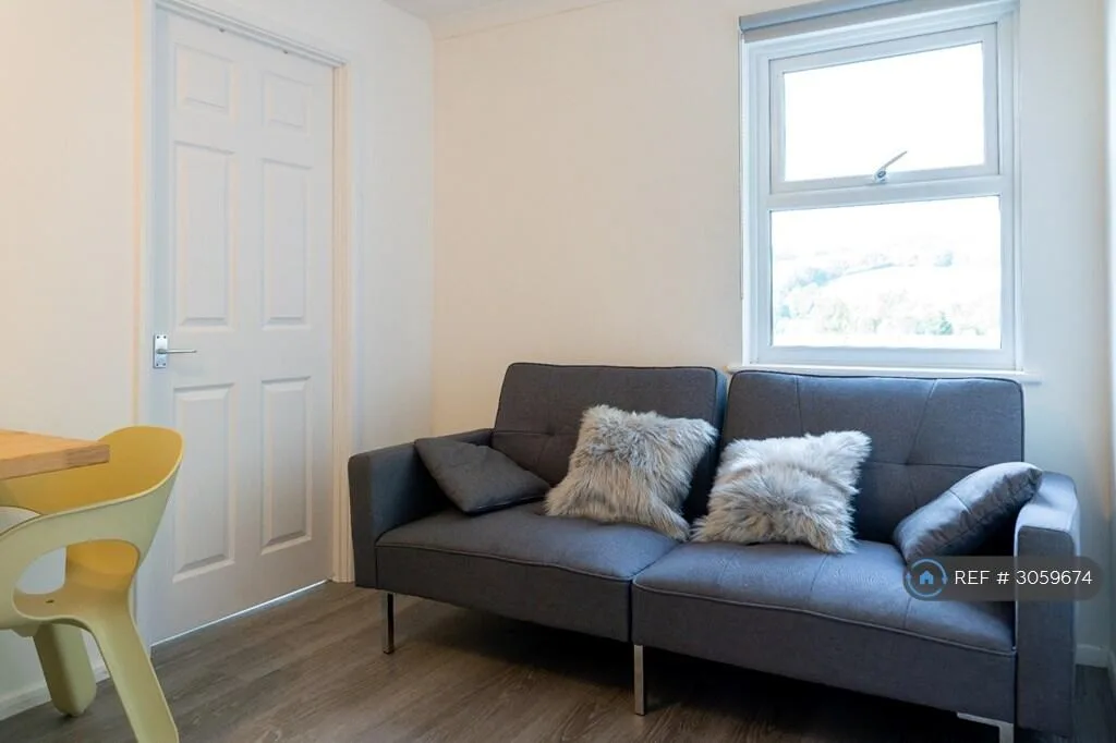 4 bedroom terraced house for rent
