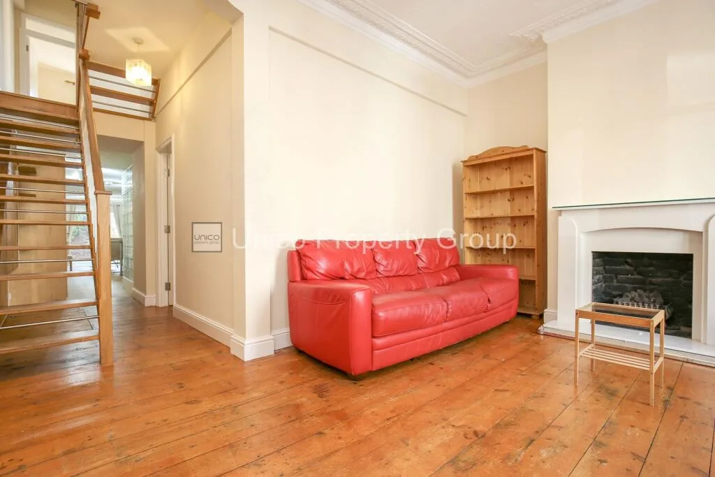 4 bedroom terraced house for rent
