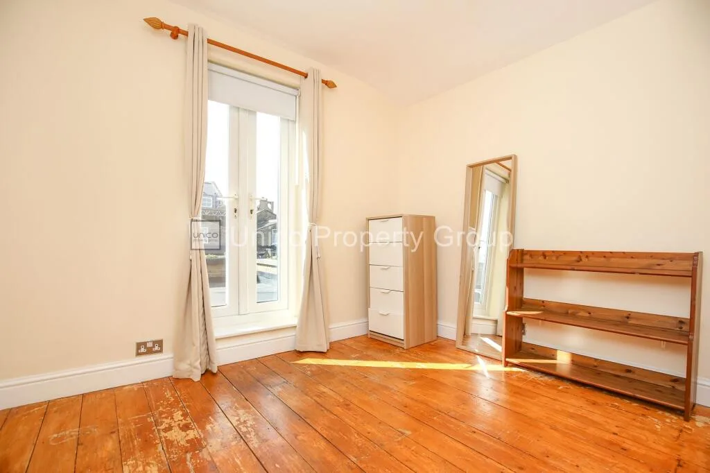 4 bedroom terraced house for rent