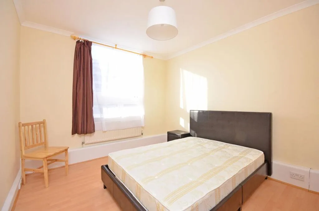 4 bedroom flat for rent