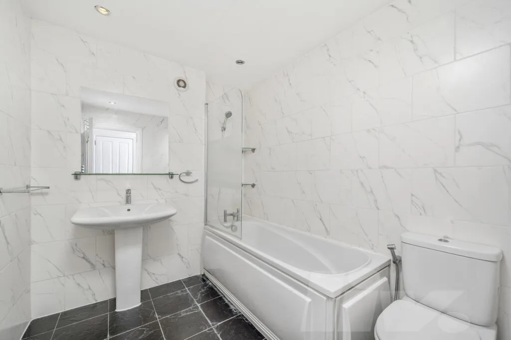 4 bedroom house for rent