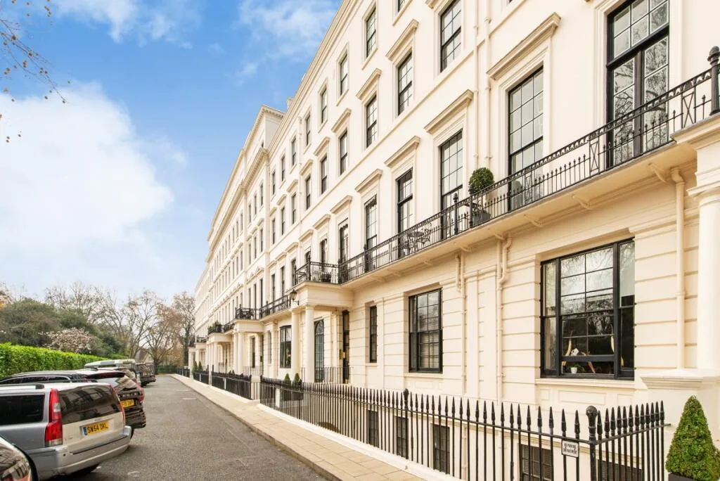 5 bedroom flat for rent