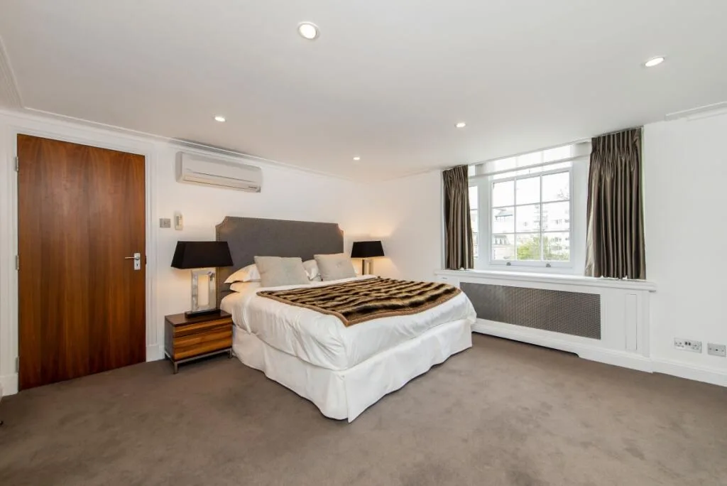 5 bedroom flat for rent