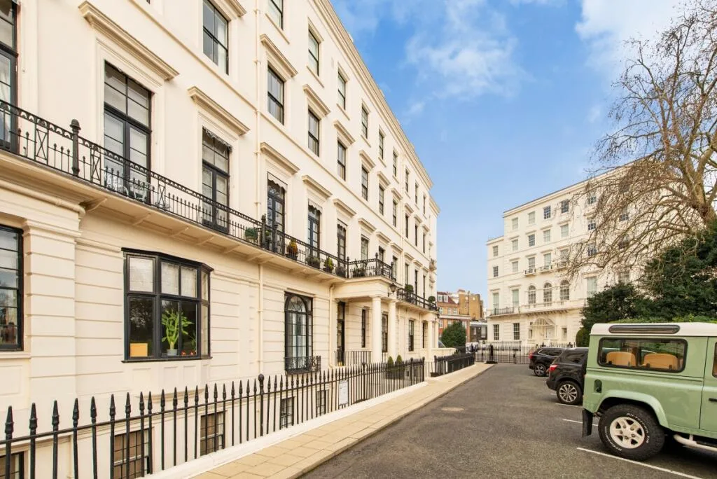5 bedroom flat for rent