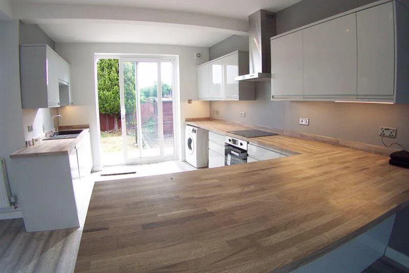 4 bedroom detached bungalow for rent