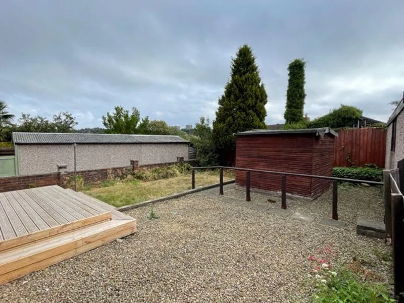 4 bedroom detached bungalow for rent